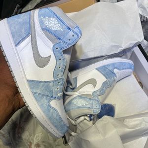 Jordan 1s og hyper royals